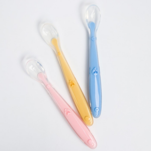 OEM Silicone Overmolding Baby Spoons Factory3