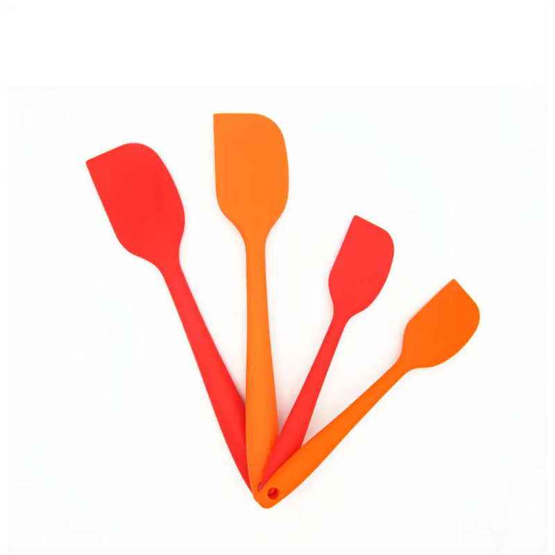 Custom Silicone Kitchen Spatulas for Home Applications4